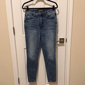 Judy Blue Faded Indigo Skinny Jeans